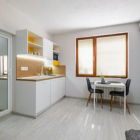 Perfect Near Sea Garden 3 Апартаменты Варна