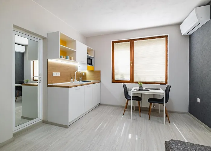 Perfect Near Sea Garden 3 Apartment Warna